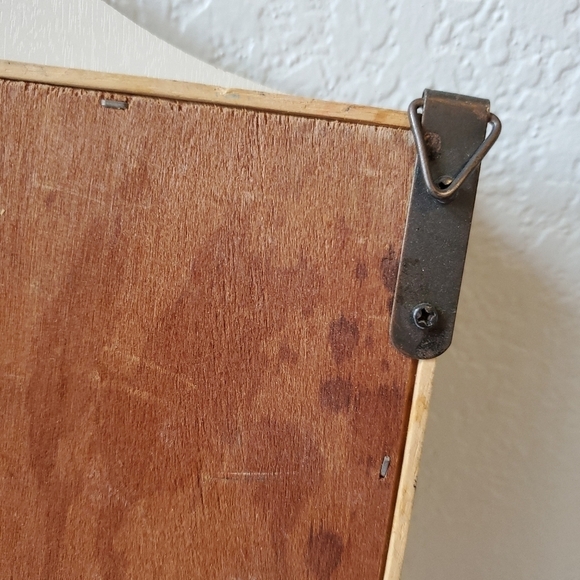 VTG Wooden Dart Board Cabinet The King Of Arms Darts Knights Crest 19.5x15.5 - Picture 13 of 14